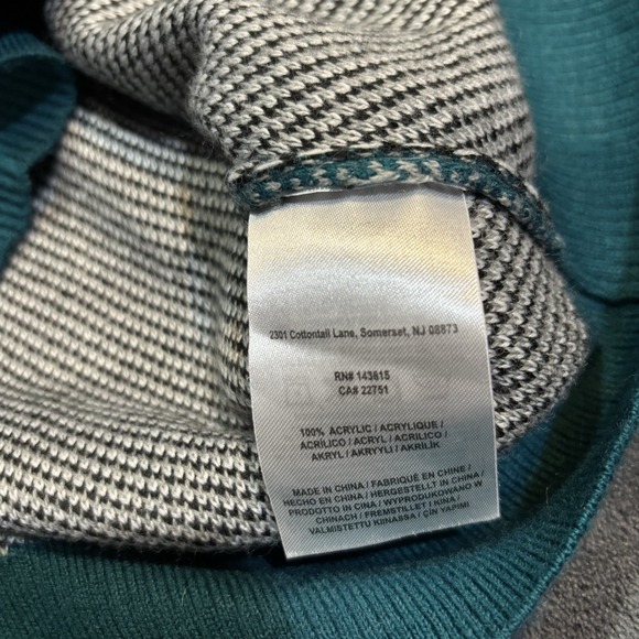 Philadelphia Eagles Christmas Sweater Mens Meduim Winter Snowflake Holiday Party - Picture 6 of 7